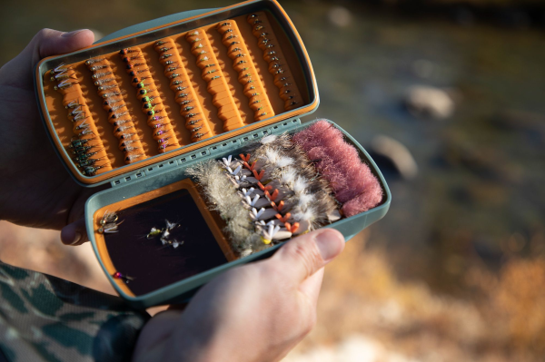 Fishpond Tacky Pescador MagPad Fly Box Action 2 Fishpond Tacky Pescador MagPad Fly Box Action 2